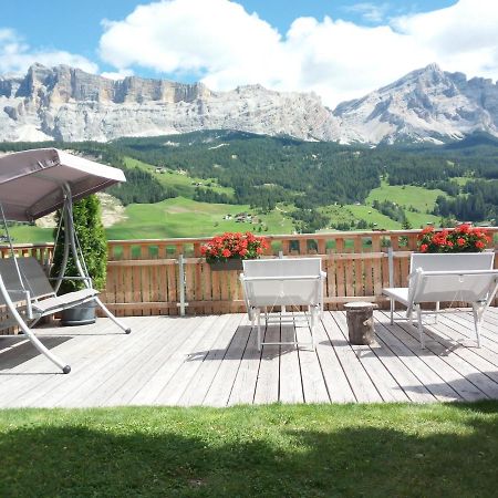 Ciasa De Munt Appartement La Villa  Buitenkant foto